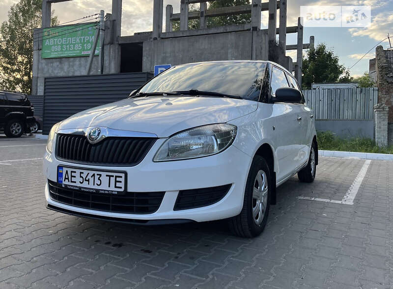 Хэтчбек Skoda Fabia 2012 в Киеве