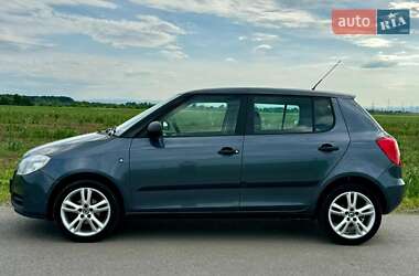 Хэтчбек Skoda Fabia 2008 в Стрые