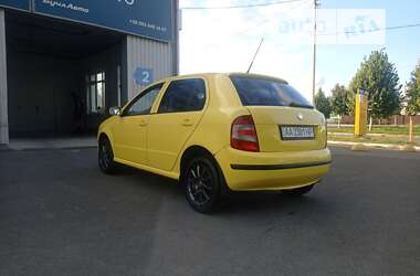 Хэтчбек Skoda Fabia 2006 в Киеве