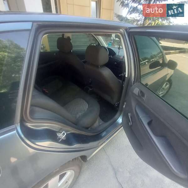 Универсал Skoda Fabia 2006 в Чугуеве