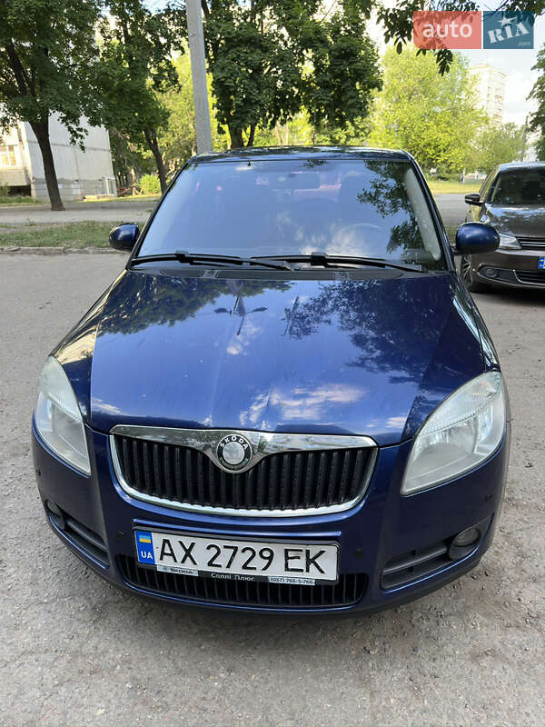 Хэтчбек Skoda Fabia 2008 в Харькове