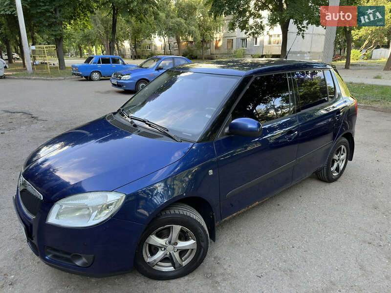 Хэтчбек Skoda Fabia 2008 в Харькове