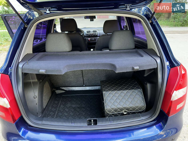 Хэтчбек Skoda Fabia 2008 в Харькове