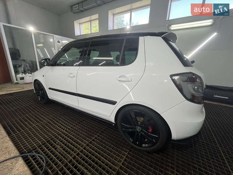 Хетчбек Skoda Fabia 2011 в Полтаві