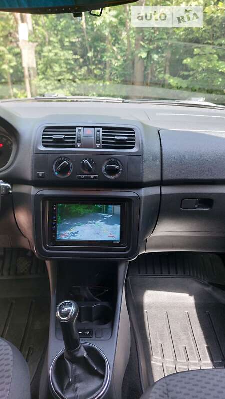 Хэтчбек Skoda Fabia 2010 в Измаиле