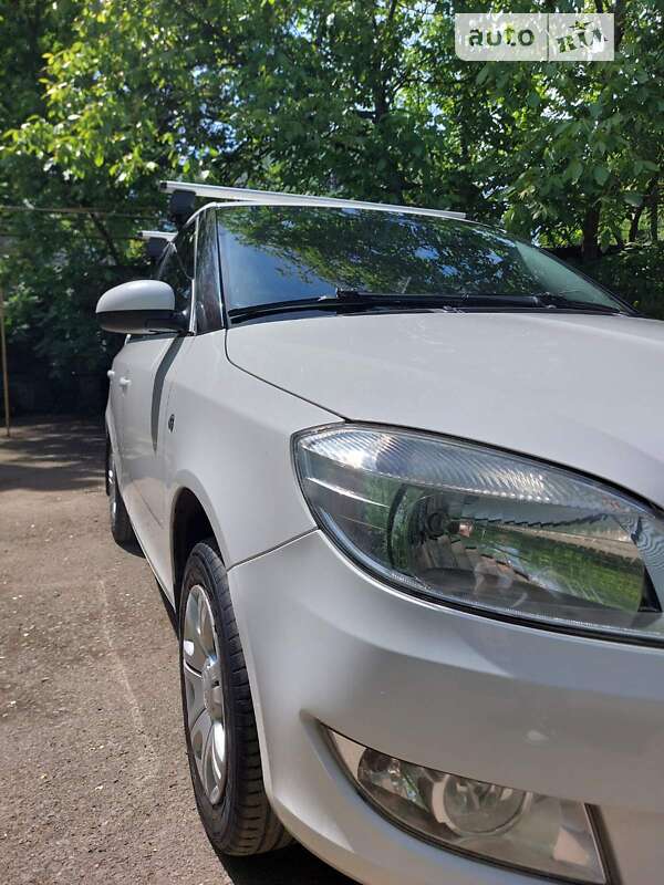 Хэтчбек Skoda Fabia 2010 в Измаиле