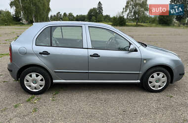 Хэтчбек Skoda Fabia 2001 в 