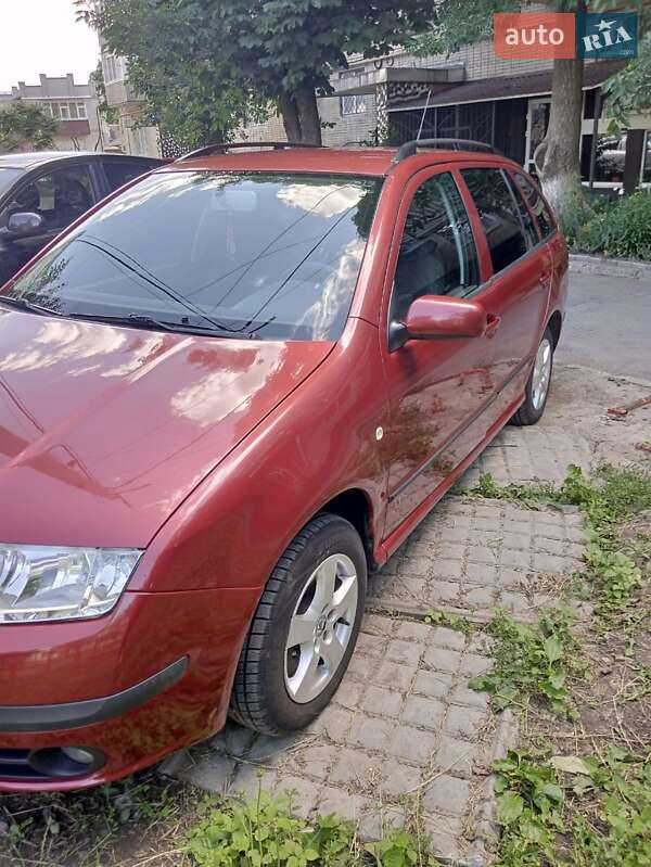 Универсал Skoda Fabia 2006 в Сумах