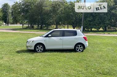 Хетчбек Skoda Fabia 2012 в Яготині