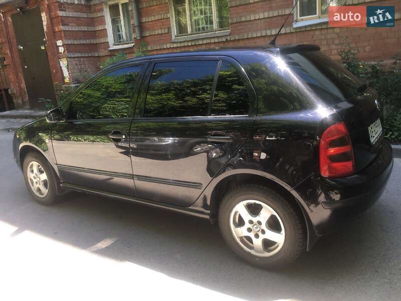 Хетчбек Skoda Fabia 2004 в Дніпрі фото 3 Хетчбек Skoda Fabia 2004 в Дніпрі