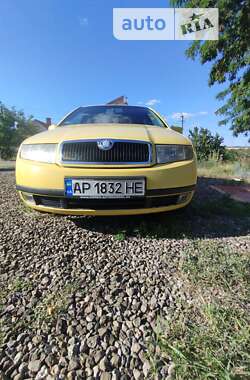 Хэтчбек Skoda Fabia 2003 в Запорожье