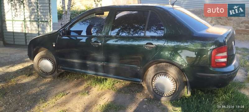 Седан Skoda Fabia 2002 в Миколаєві