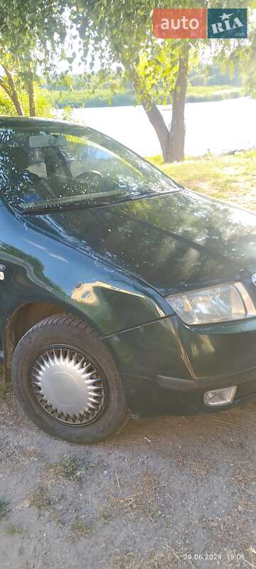 Седан Skoda Fabia 2002 в Миколаєві