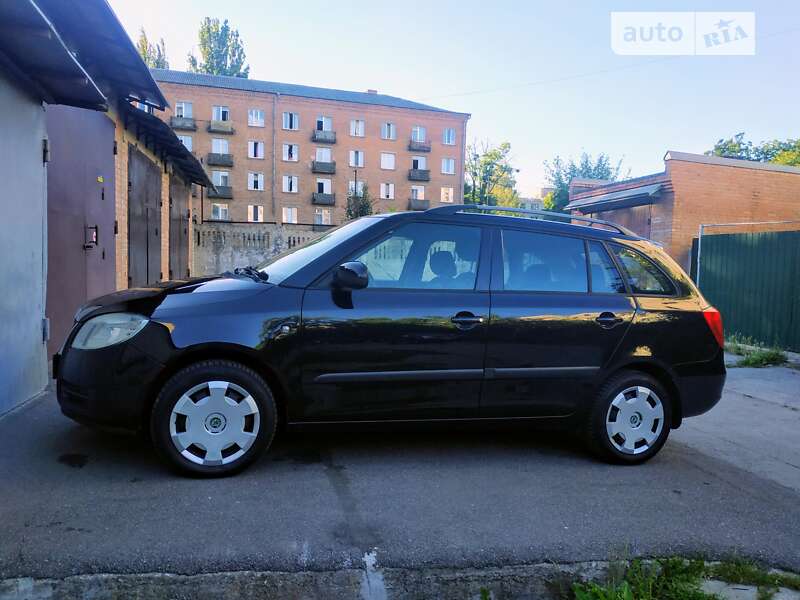 Універсал Skoda Fabia 2008 в Вінниці