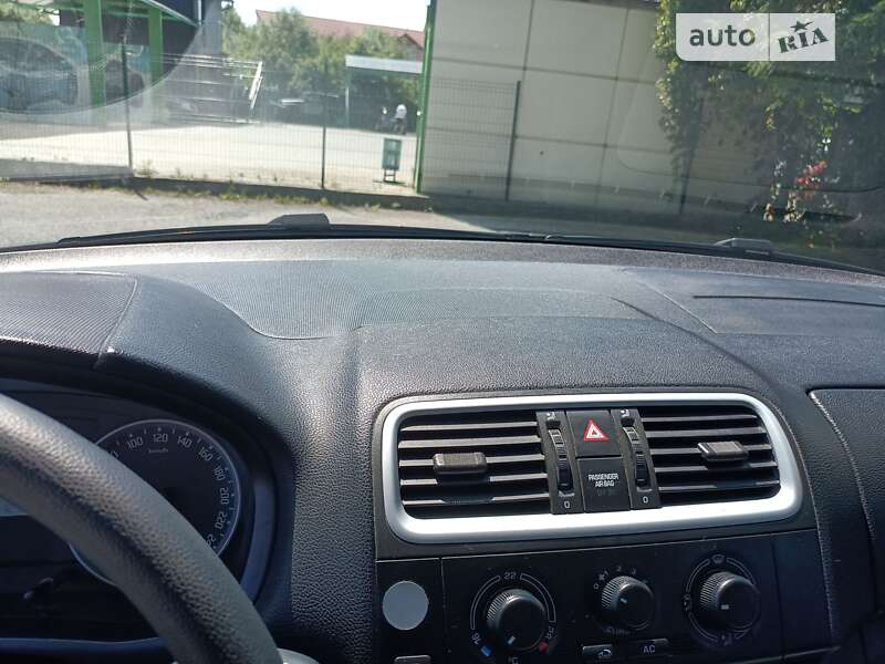 Універсал Skoda Fabia 2009 в Івано-Франківську фото 31 Універсал Skoda Fabia 2009 в Івано-Франківську