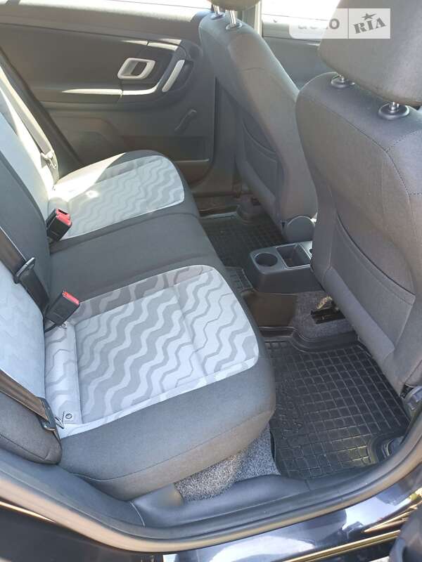 Універсал Skoda Fabia 2009 в Івано-Франківську фото 42 Універсал Skoda Fabia 2009 в Івано-Франківську