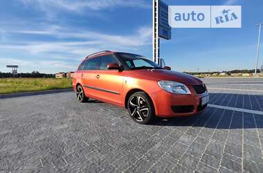 Универсал Skoda Fabia 2008 в Львове