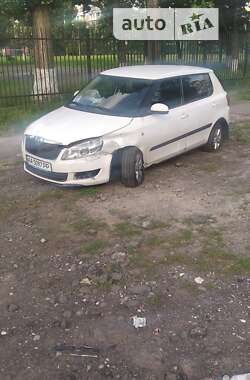 Хетчбек Skoda Fabia 2011 в Києві