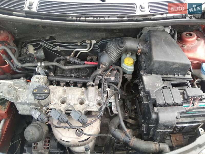Хэтчбек Skoda Fabia 2007 в Житомире
