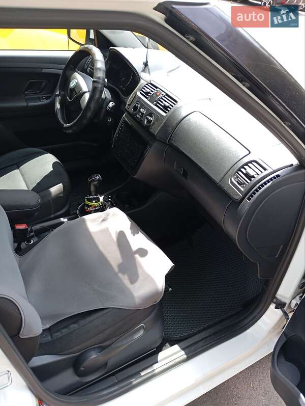 Універсал Skoda Fabia 2012 в Києві