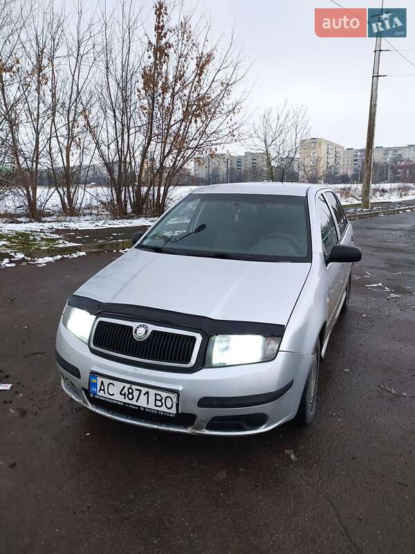 Хэтчбек Skoda Fabia 2005 в Лозовой