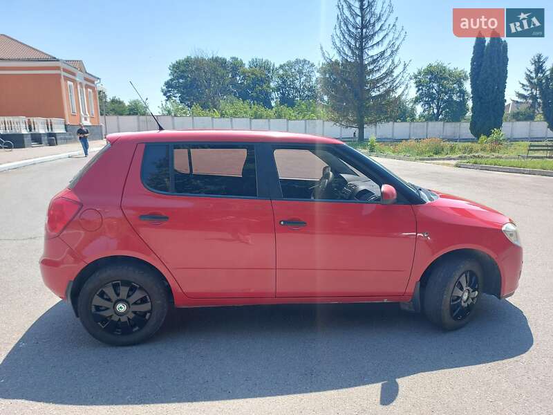 Хетчбек Skoda Fabia 2008 в Хмільнику