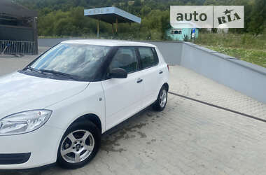 Хетчбек Skoda Fabia 2007 в Воловцю