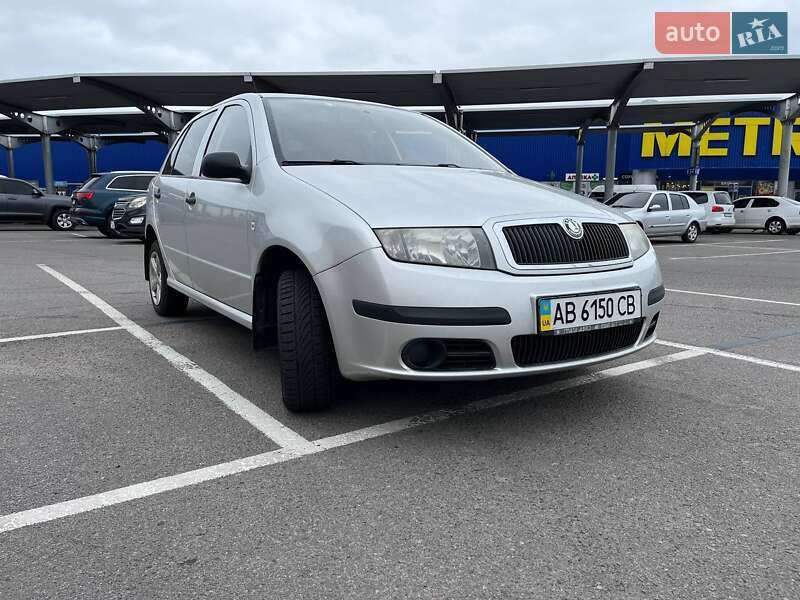 Хэтчбек Skoda Fabia 2007 в Виннице