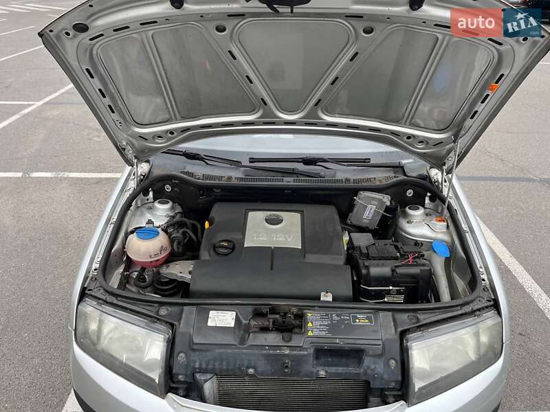 Хэтчбек Skoda Fabia 2007 в Виннице