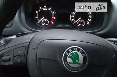 Хетчбек Skoda Fabia 2011 в Мукачевому