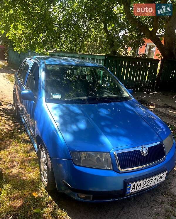 Хэтчбек Skoda Fabia 2000 в Радомышле