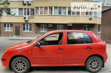 Хэтчбек Skoda Fabia 2005 в Днепре