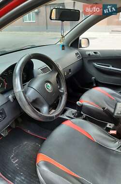 Хэтчбек Skoda Fabia 2005 в 