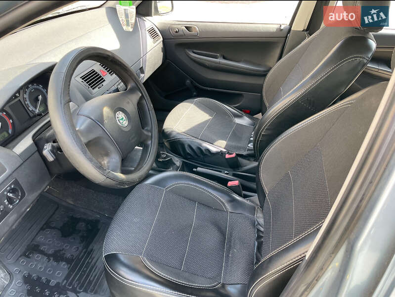 Хетчбек Skoda Fabia 2005 в Тернополі фото 3 Хетчбек Skoda Fabia 2005 в Тернополі