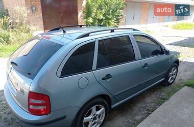 Универсал Skoda Fabia 2002 в 