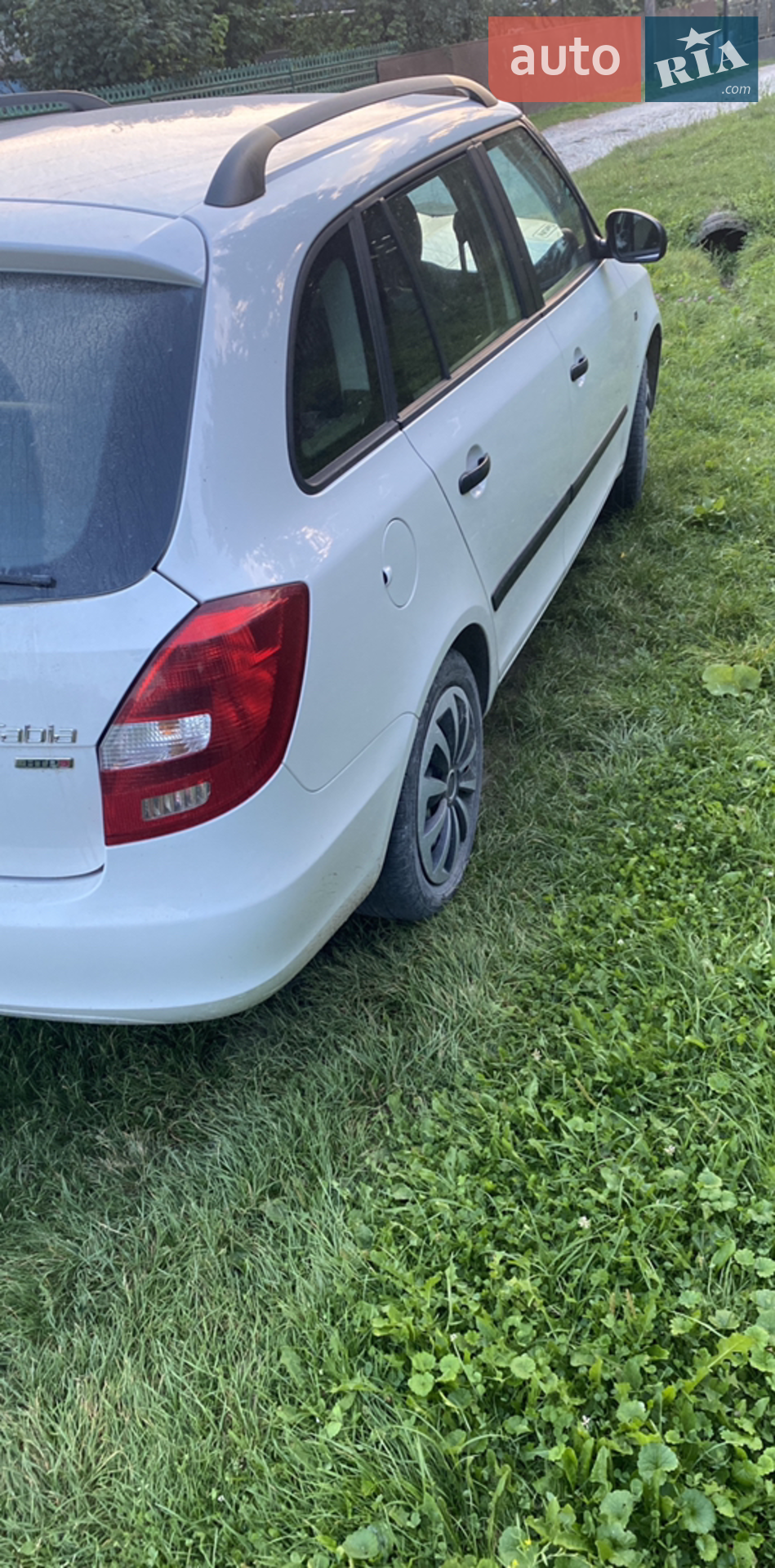 2011 Skoda Fabia - мініатюра 4