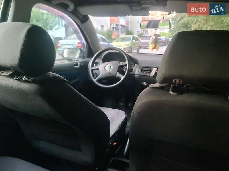 Універсал Skoda Fabia 2002 в Вінниці