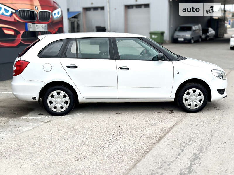 Универсал Skoda Fabia 2012 в Житомире