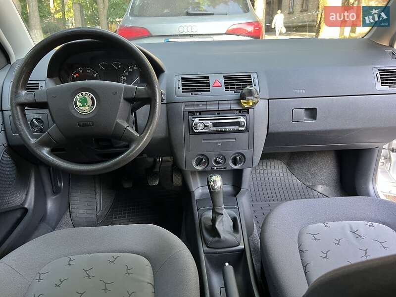 Універсал Skoda Fabia 2004 в Києві