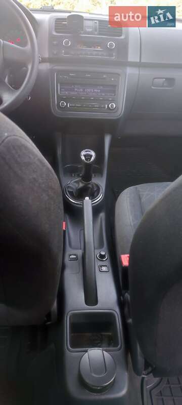 Универсал Skoda Fabia 2011 в Днепре