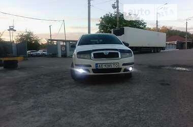 Хэтчбек Skoda Fabia 2005 в 