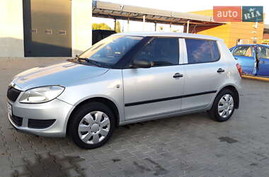 Хэтчбек Skoda Fabia 2012 в Киеве