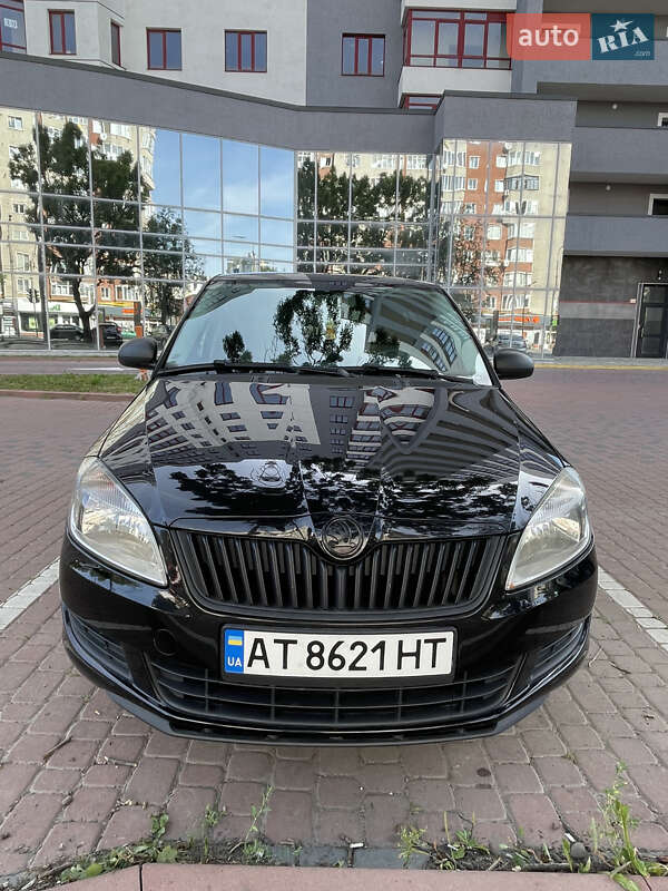 Хэтчбек Skoda Fabia 2010 в Ивано-Франковске