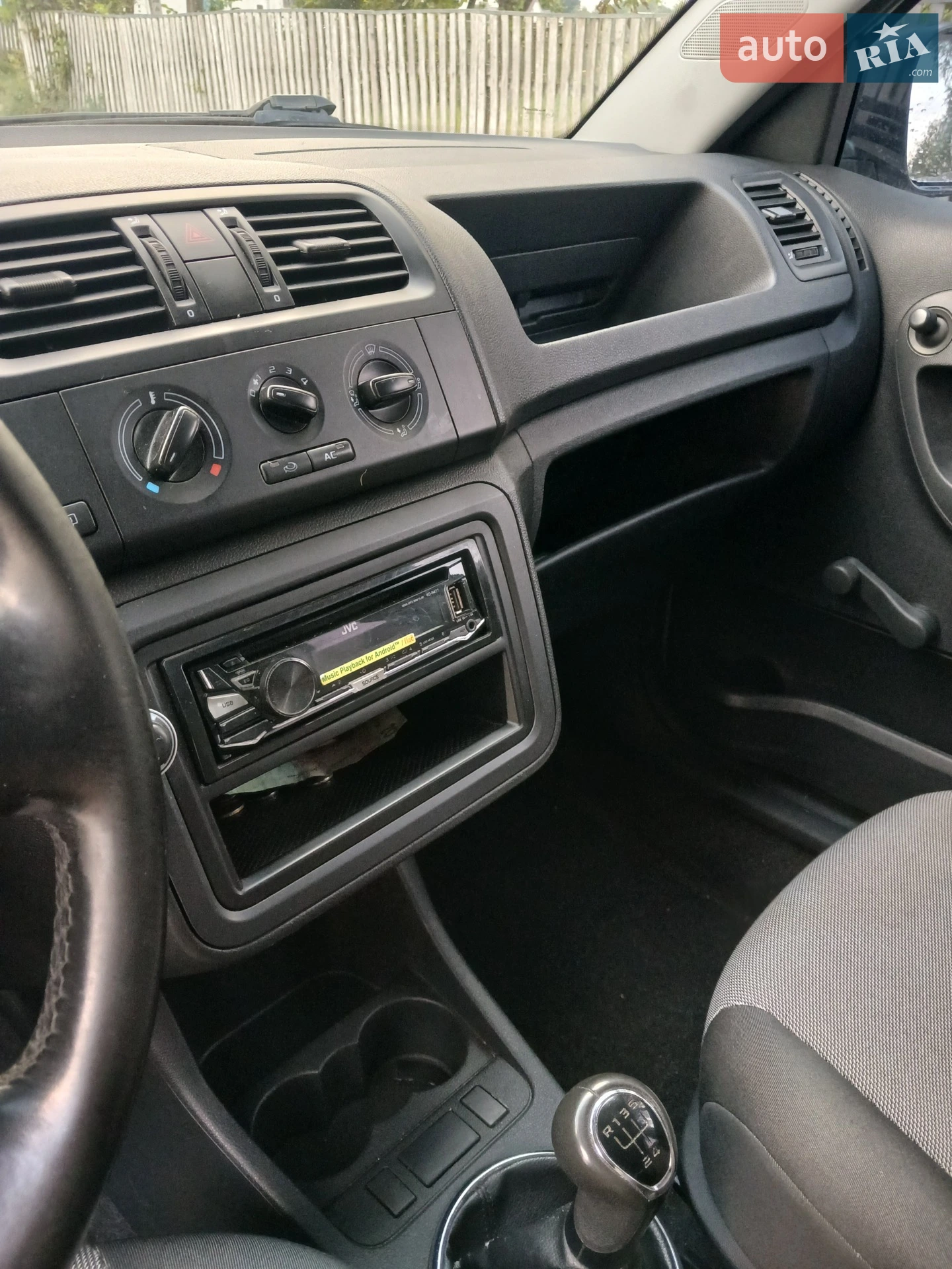 2012 Skoda Fabia - мініатюра 12