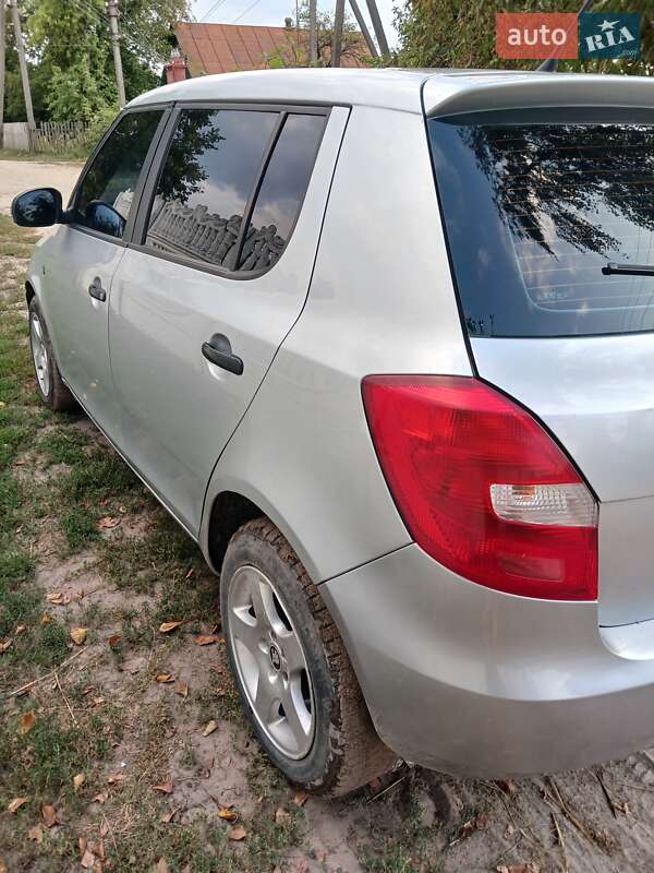 Хетчбек Skoda Fabia 2012 в Баранівці
