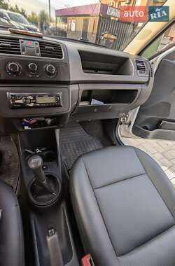 Хэтчбек Skoda Fabia 2009 в 