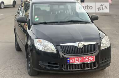 Універсал Skoda Fabia 2009 в Рівному