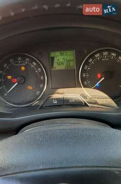 Хэтчбек Skoda Fabia 2012 в 