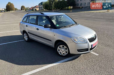 Универсал Skoda Fabia 2009 в Черкассах