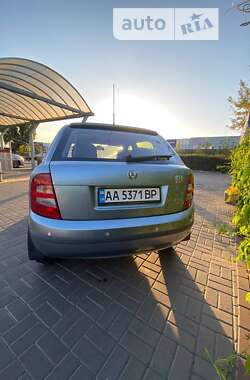 Хетчбек Skoda Fabia 2002 в Києві